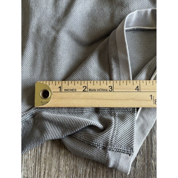 Outdoor Voices Gray Freeform Bike Pull On Compression Shorts Women's Medium - Picture 4 of 6